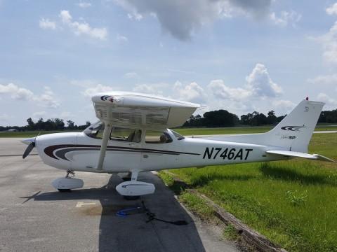 2000 Cessna C172 Millenium Edition for sale