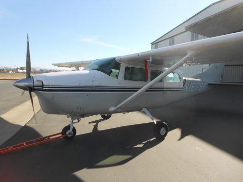 beautiful 1966 Cessna 210F aircraft for sale