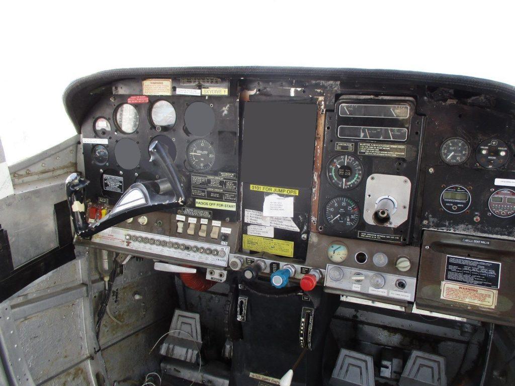 damaged 1966 Cessna P206 aircraft