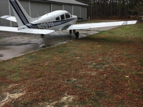 loaded 1985 Piper Warrior aircraft for sale