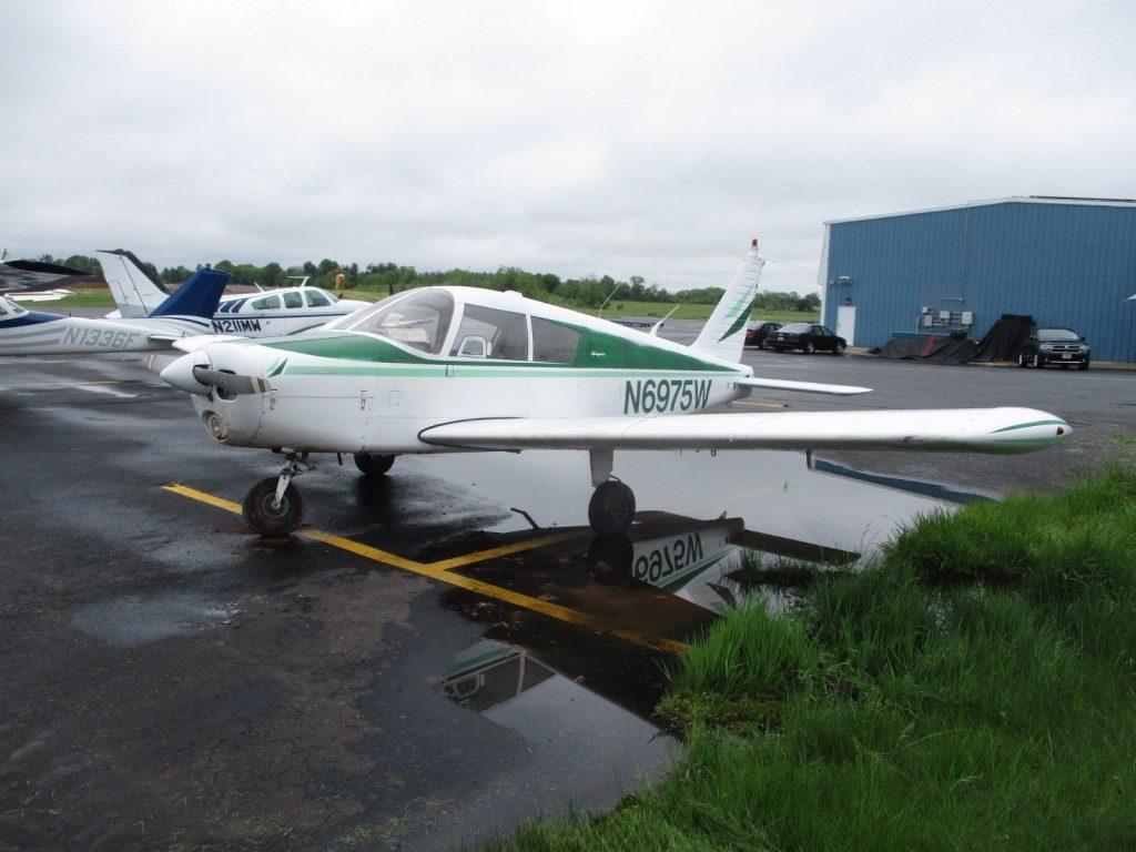 low hours 1965 Piper Cherokee 140 aircraft