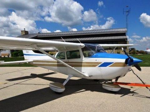 Very Low time 1979 Cessna 172N Skyhawk aircraft for sale