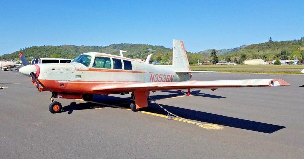 low hours 1968 Mooney M20F Executive 21 Turbo aircraft