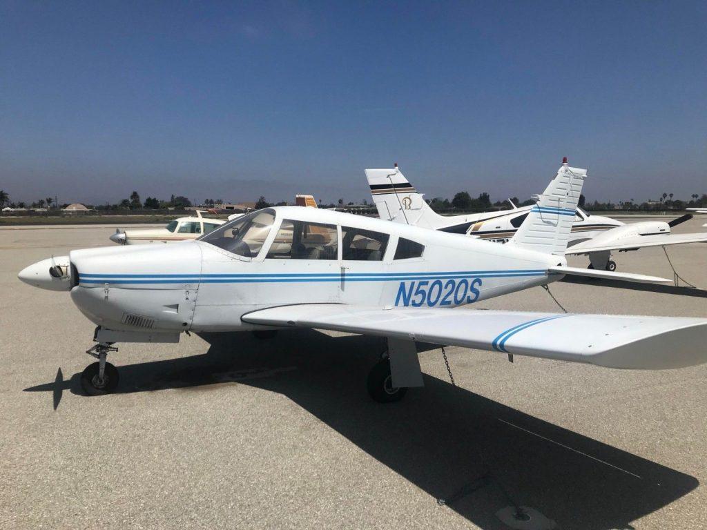 solid 1970 Piper Arrow PA 28R 200 aircraft