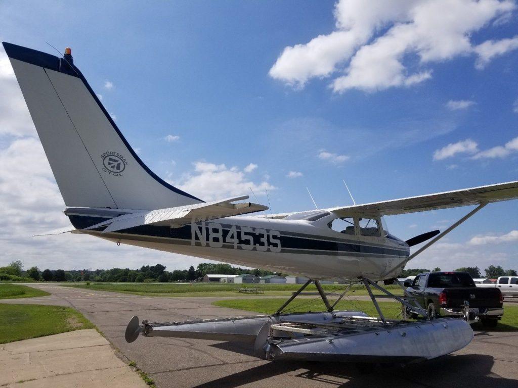 hangared 1966 Cessna 182H Seaplane aircraft