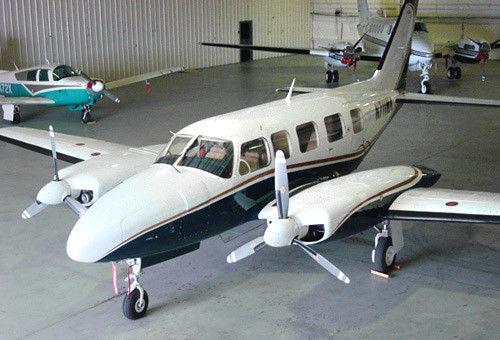 hangared 1976 Piper Navajo Chieftain Twin Aircraft