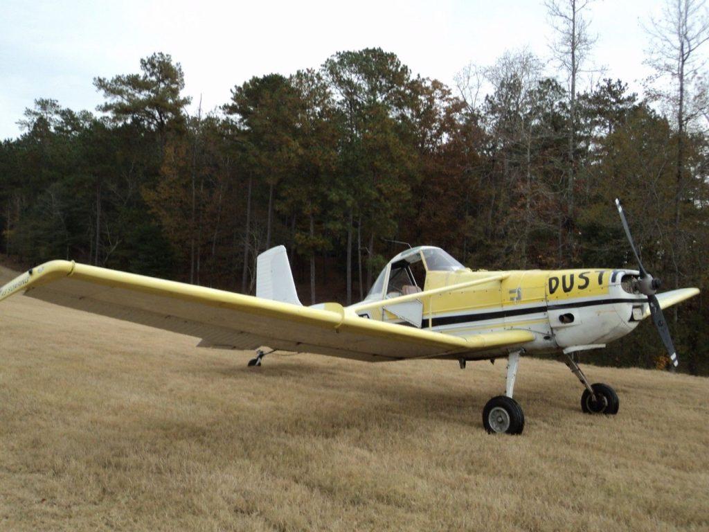 banner tow plane 1971 Cessna C188A aircraft