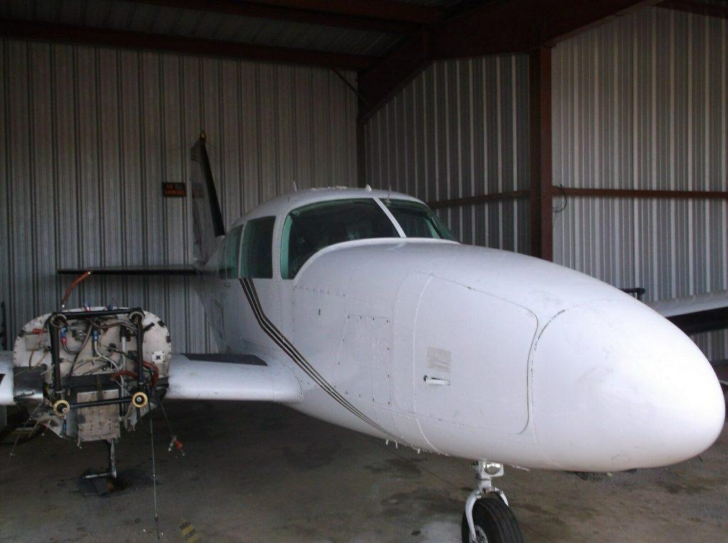 complete undamaged 1967 Piper PA 23 250 Turbo Aztec aircraft