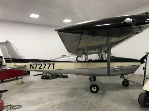 hangared 1960 Cessna 172 aircraft for sale