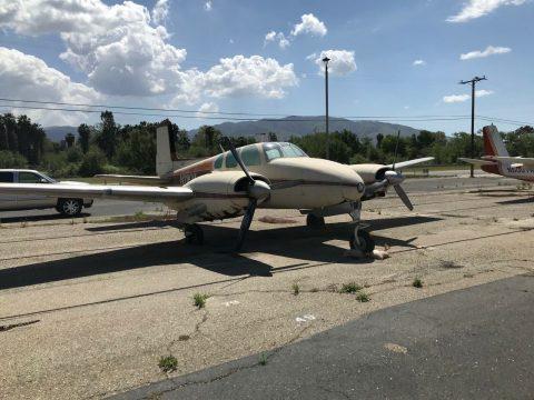 solid 1960 Beechcraft Bonaza H50 aircraft for sale