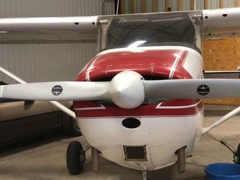 hangared 1965 Cessna 172F aircraft for sale
