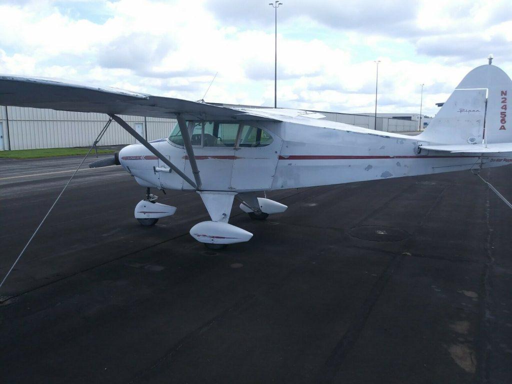 needs TLC 1952 Piper PA 22 Tri Pacer aircraft