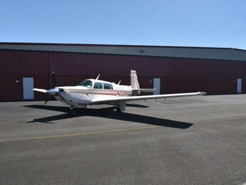 hangared 1982 Mooney M20K 305 Rocket aircraft for sale