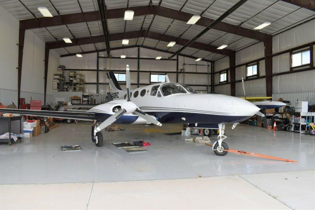 very nice 1970 Cessna 421B Golden Eagle Flying Aircraft