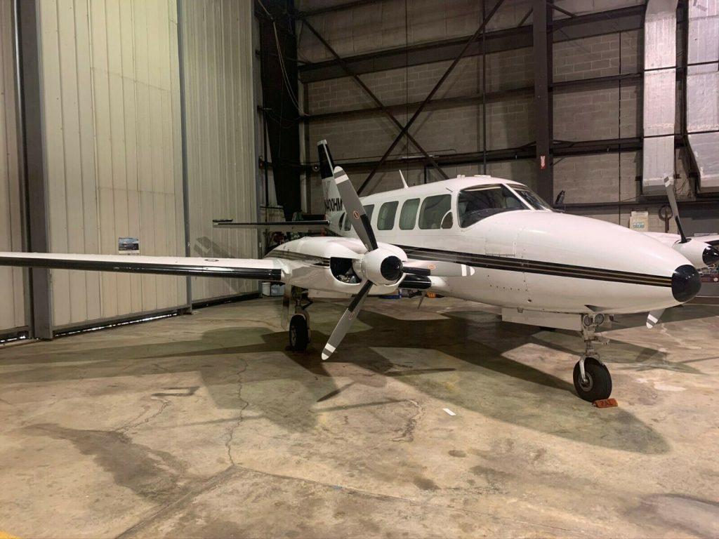 well maintained 1979 Piper Navajo Chieftain aircraft