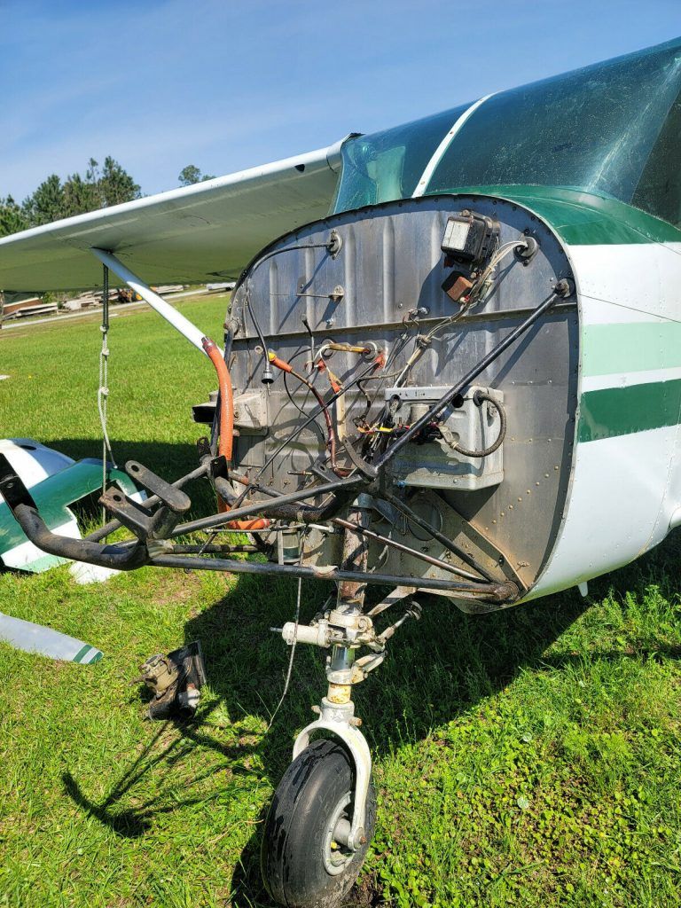 1958 Cessna 172 Airframe aircraft [damaged]
