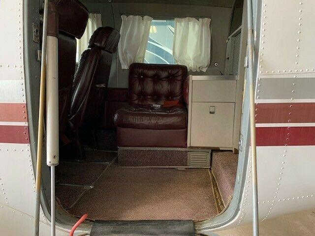 1976 Piper Navajo aircraft [well maintained]