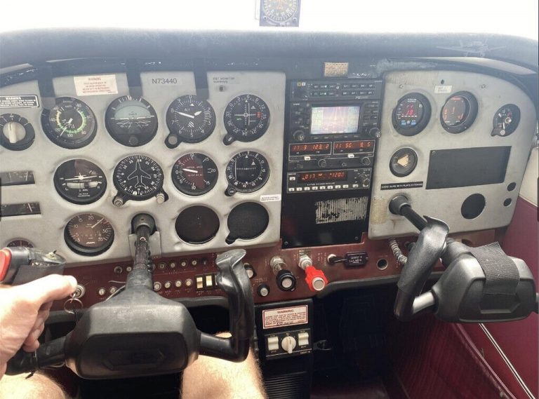 1976 Cessna 172M Skyhawk aircraft [great shape] for sale