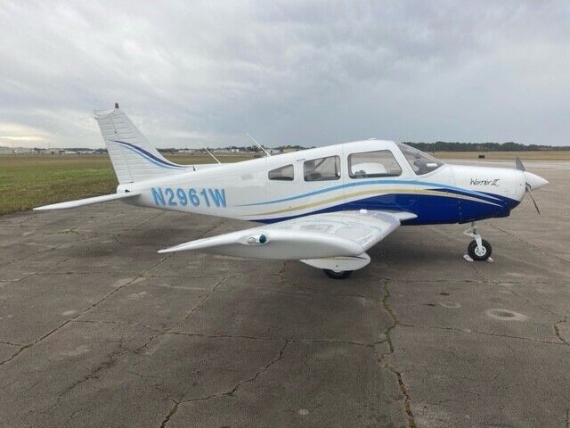 1979 Piper Pa28-161 Warrior II aircraft [brand new paint]