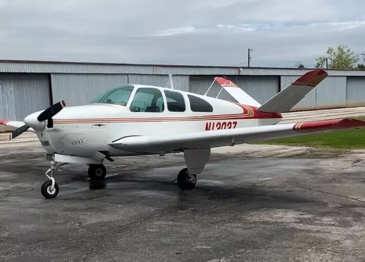 1961 Bonanza N35