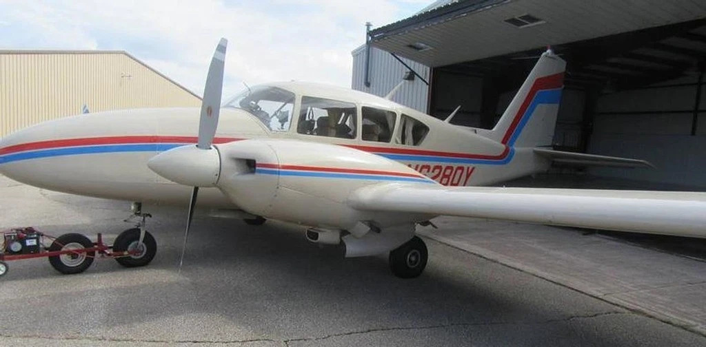1966 Piper Aztec C