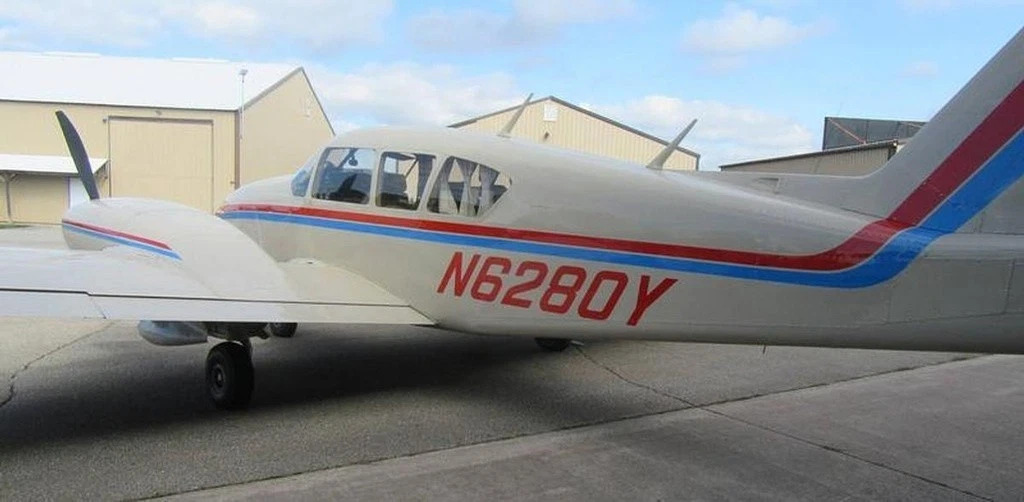 1966 Piper Aztec C