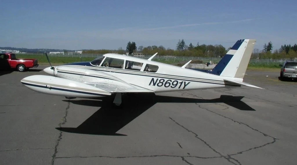 1969 Piper Turbo TWIN Comanche